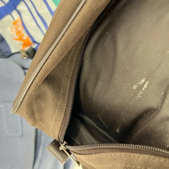 Bundle - Picture 12 of 15